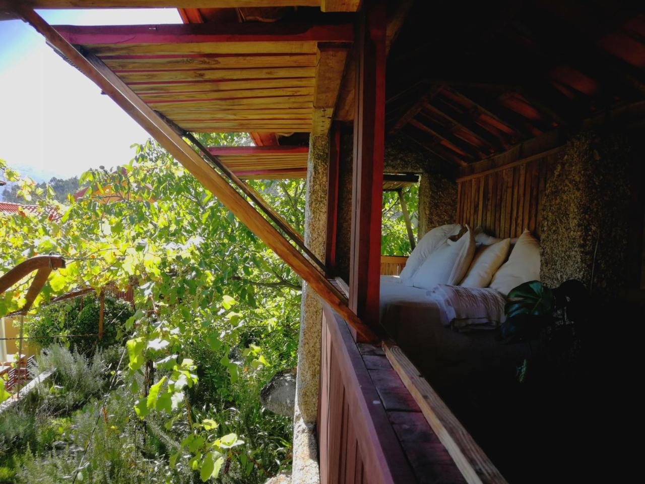 Casa Do Eido - Sustainable Living & Nature Experiences Geres Exterior photo