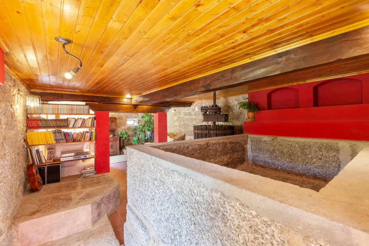 Casa Do Eido - Sustainable Living & Nature Experiences Geres Exterior photo