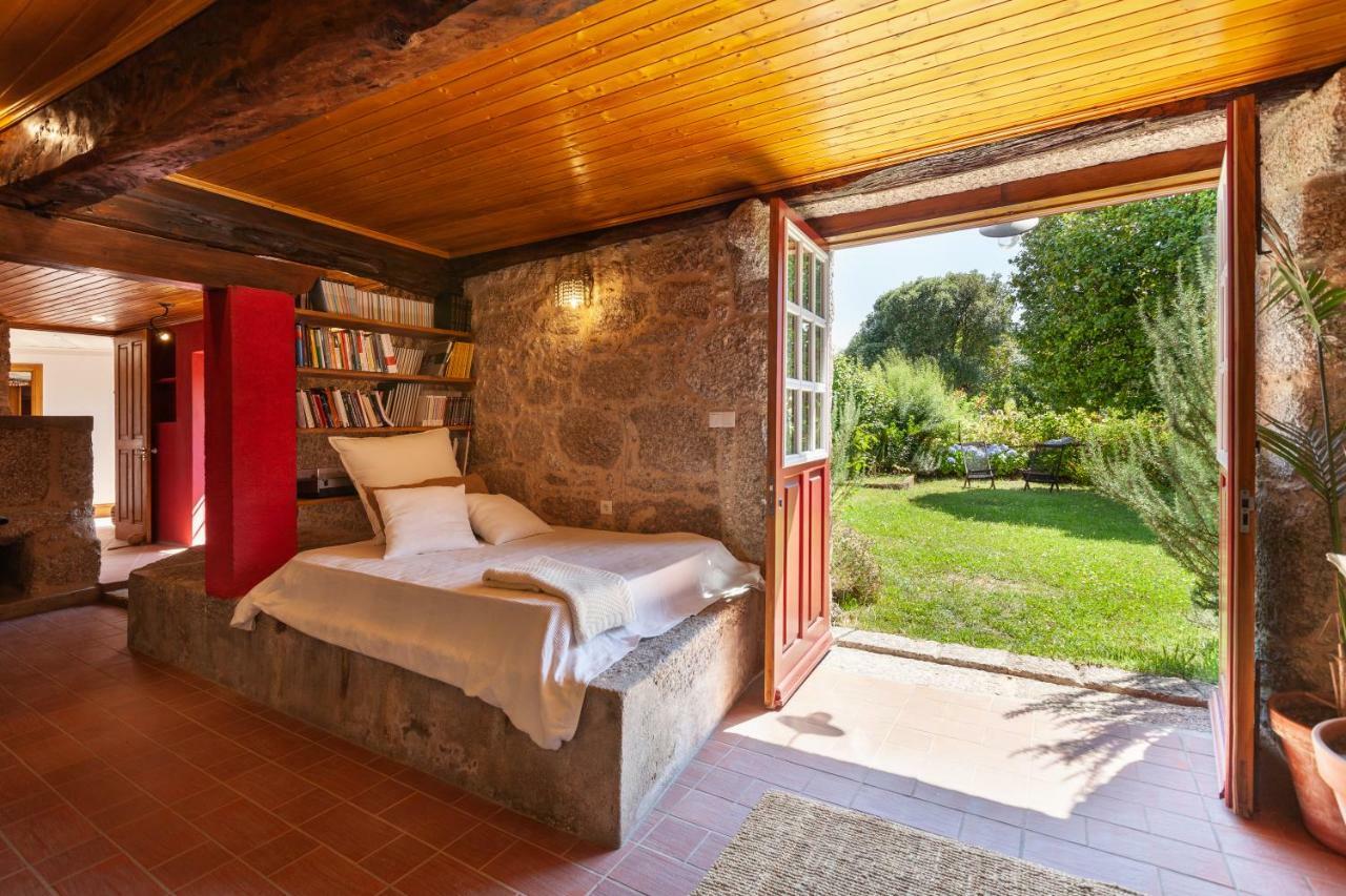 Casa Do Eido - Sustainable Living & Nature Experiences Geres Exterior photo